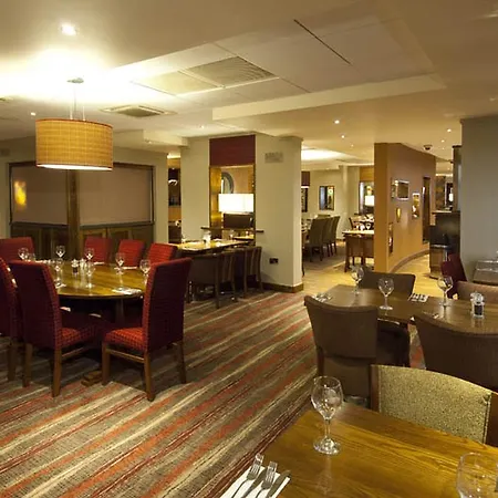 호텔 Premier London Heathrow Airport T2 & T3 - Bath Road 3*