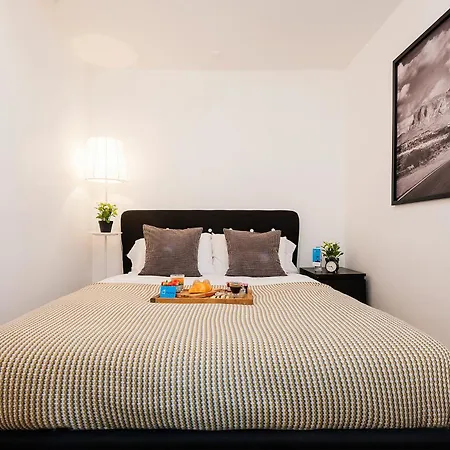 Apartment The Cromwell Road Sherborne Court London