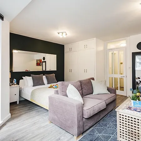 Apartment The Cromwell Road Sherborne Court