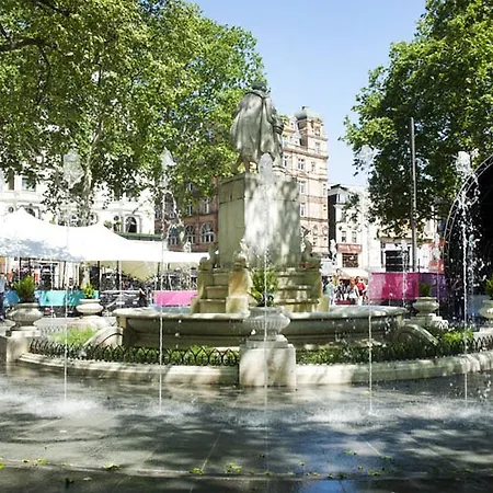 Premier Leicester Square 3* London
