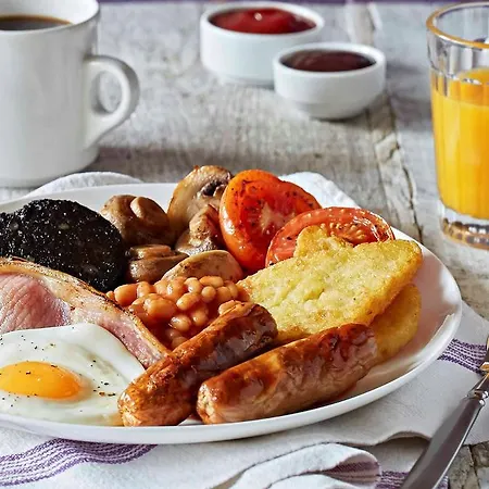 Premier London Heathrow Airport T2 & T3 - Bath Road Hotel