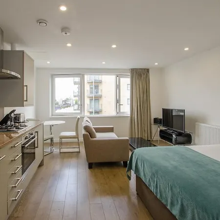 Apple Apartments Limehouse Basin Apartment *