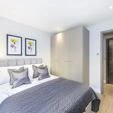 Apartment Lux St Park Free Wifi By Aparts