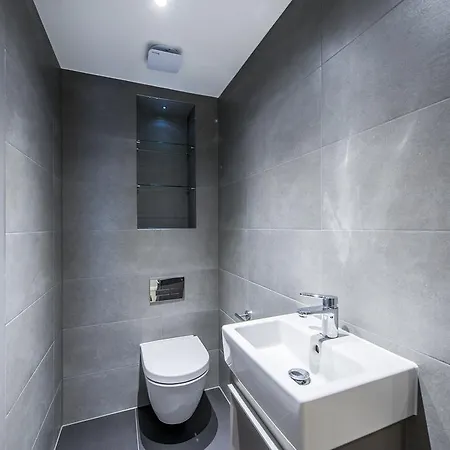 Lux St Park Free Wifi By Aparts Apartment *