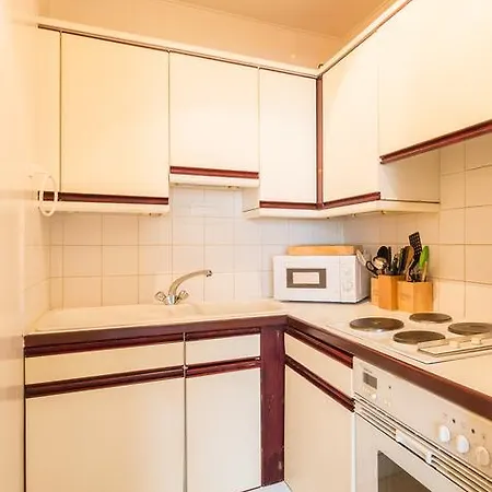 Ennismore Gardens Apartment *