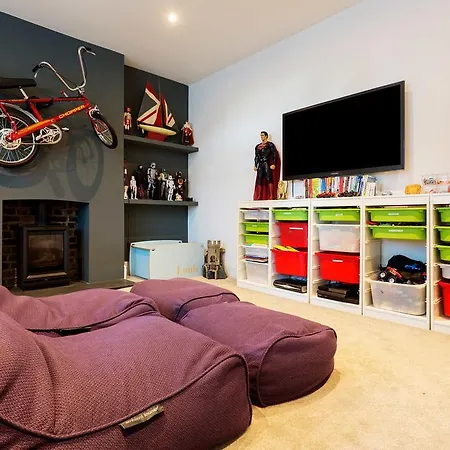 Holiday home Veeve - Clapham Oasis
