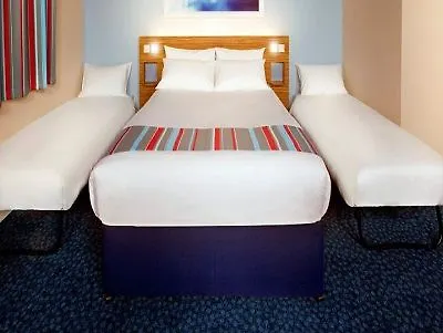 فندق Travelodge Farringdon لندن