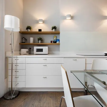 70 Oakley Square * London