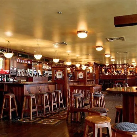 Holiday London - Heathrow M4,jct.4, An Ihg West Drayton (Middlesex)