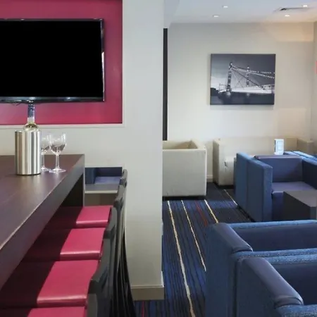 Hotel Holiday Express - Wandsworth By Ihg