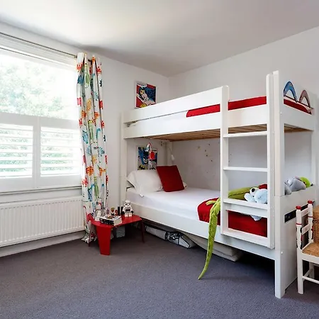 Holiday home Veeve - Clapham Oasis *