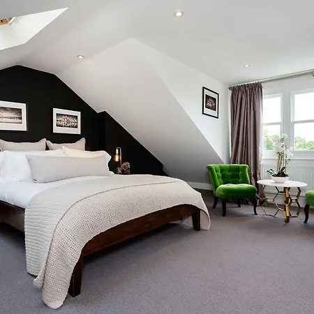 Holiday home Veeve - Clapham Oasis *