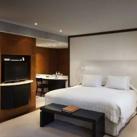 The Halkin 5*