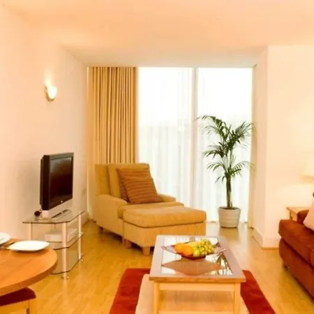 Apartment Marlin Empire Square Bridge