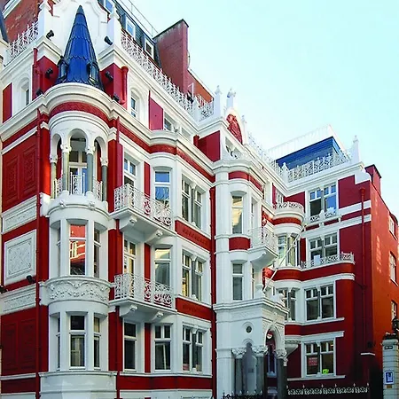 Althoff St James's & Club Hotel