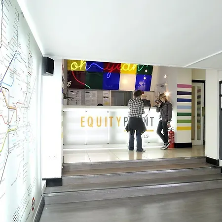 Auberge de jeunesse Equity Point