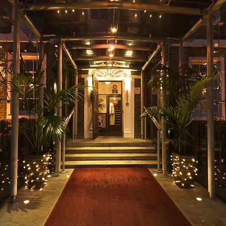 The Clarendon Szálloda 3*