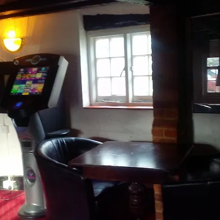 Mary Rose Hotel 2*