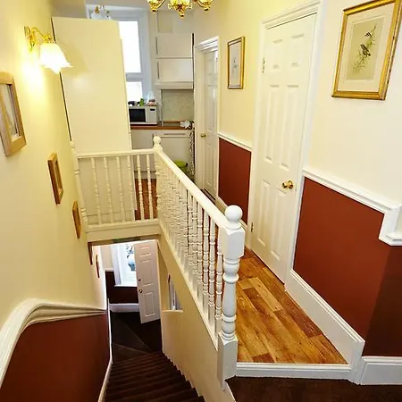 Easyroomlet Guest house London