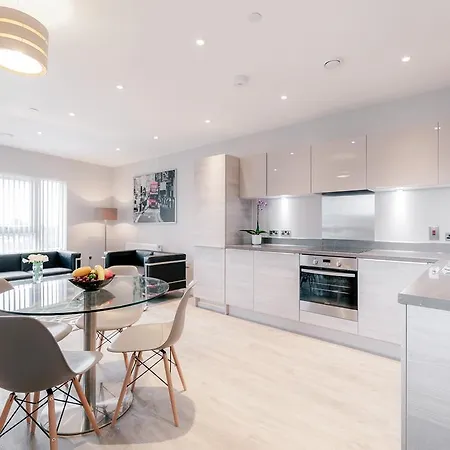 Roomspace Serviced - Vertex House Apartment Croydon