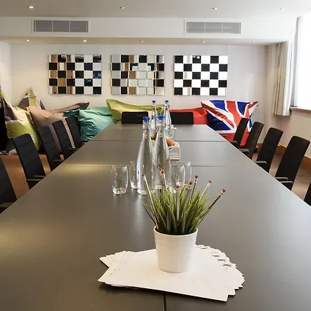 Hotel K West & Londra