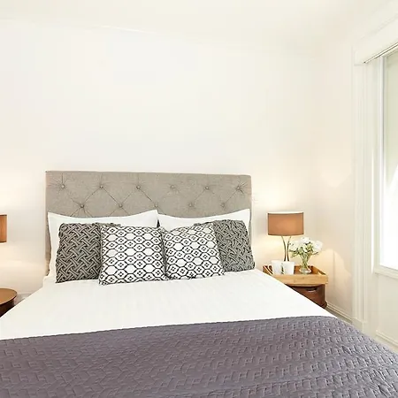 Stayo Exeter Street * London