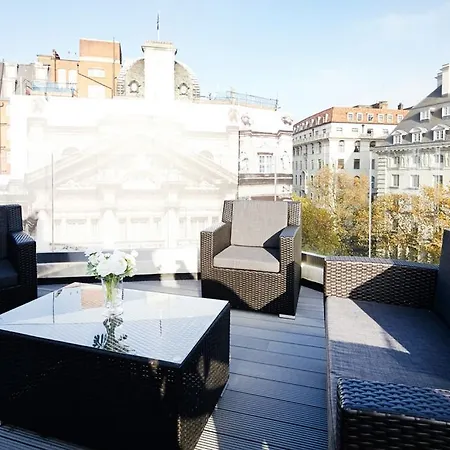 Apartment Stayo Exeter Street London