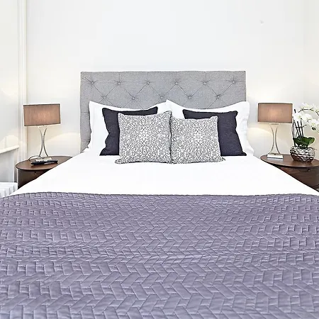 Apartment Stayo Exeter Street London