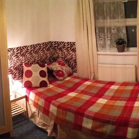 Devonshire House Apartment *