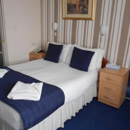 Parkwood 3*