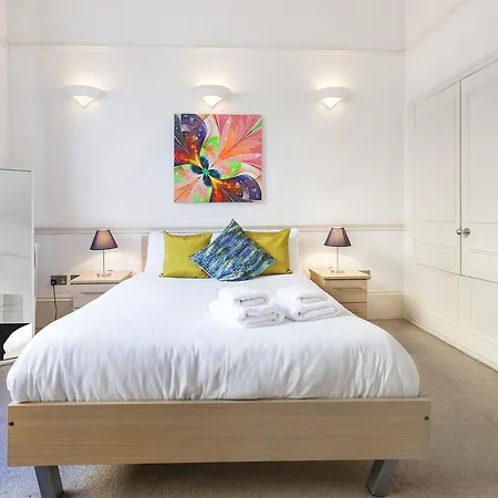 Club Living - Hyde Park & Paddington *