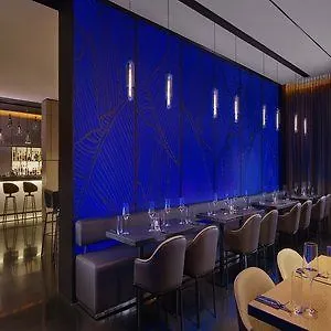 Park Plaza London, Park Royal Hotel