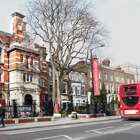 Western Peckham Hotel 3*