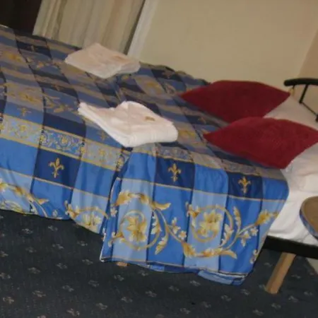 Hotel Sophia 2*