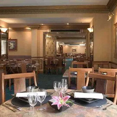 Otel Berjaya Eden Park Londra