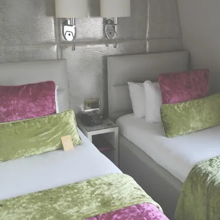 Radisson Blu Hotel, Mercer Street Hotel London