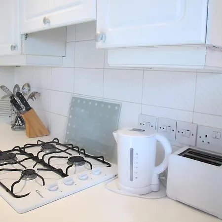 Apartment Access Maida Vale North