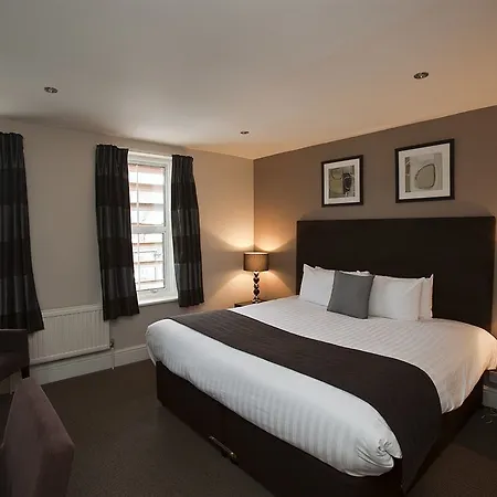 The - Putney Hotel 4*