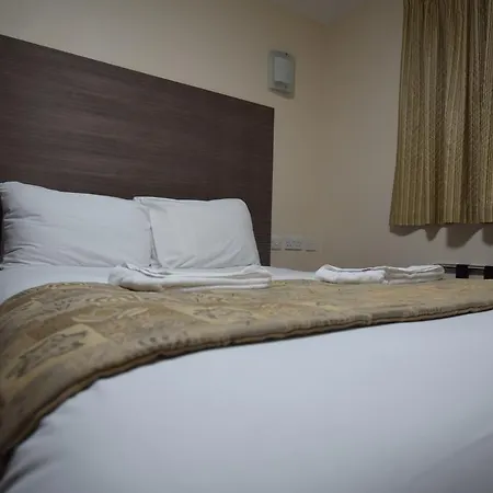 Hotel Lucky 8
