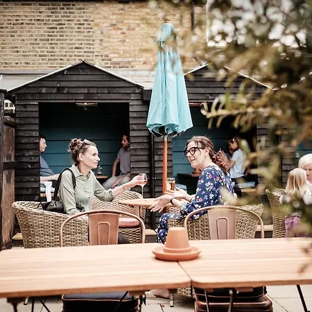 The Queen's Head Hotel Kingston upon Thames (Greater London)