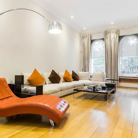 Apartment Craven Hill Gardens London