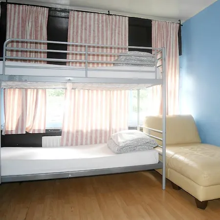 Kensal Backpackers 2 Hostel Londen