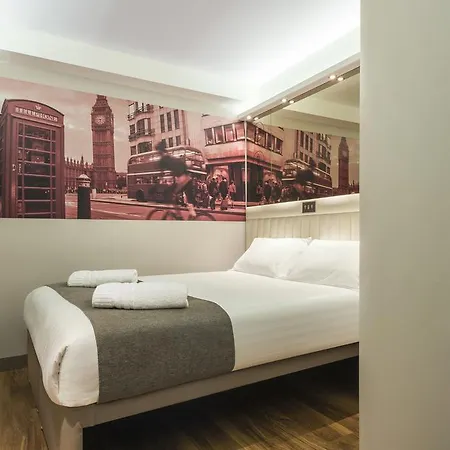 Hotel Point A Canary Wharf Londra