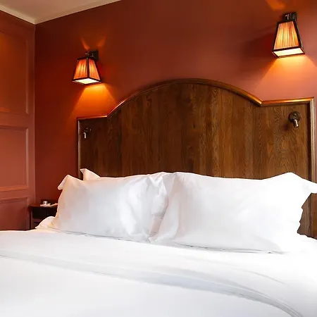 Mimi's Soho Hotel 4*