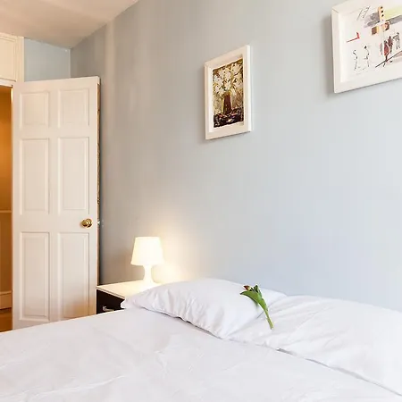 Midway House Apartment *
