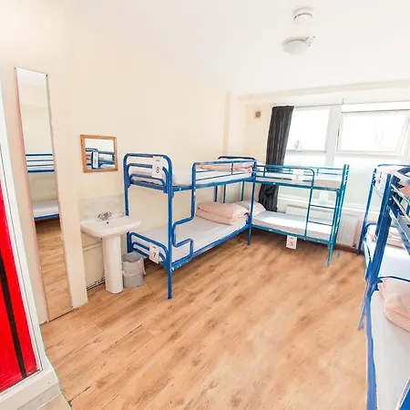 Kensal Backpackers 2