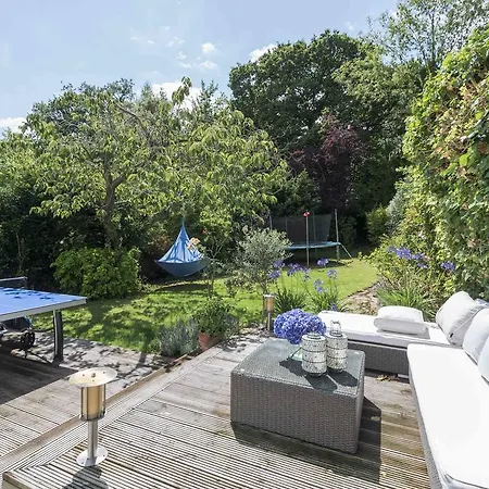 Holiday home Fashionable Family In Southfields