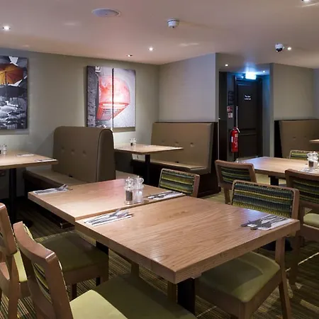 Premier London Edgware Hotel Barnet