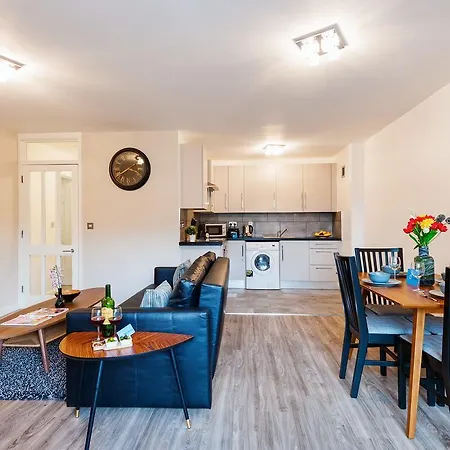 Apartment The Cromwell Road Sherborne Court *