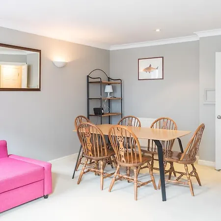 Belgravia Hotel 3*